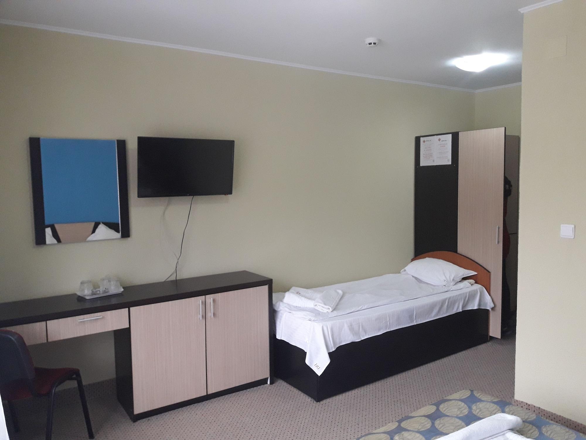 Hotel Iri Buşteni Exteriör bild